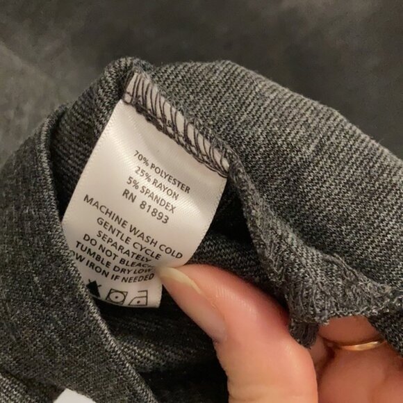 Grey Scoop Neck Tank - Picture 4 of 4